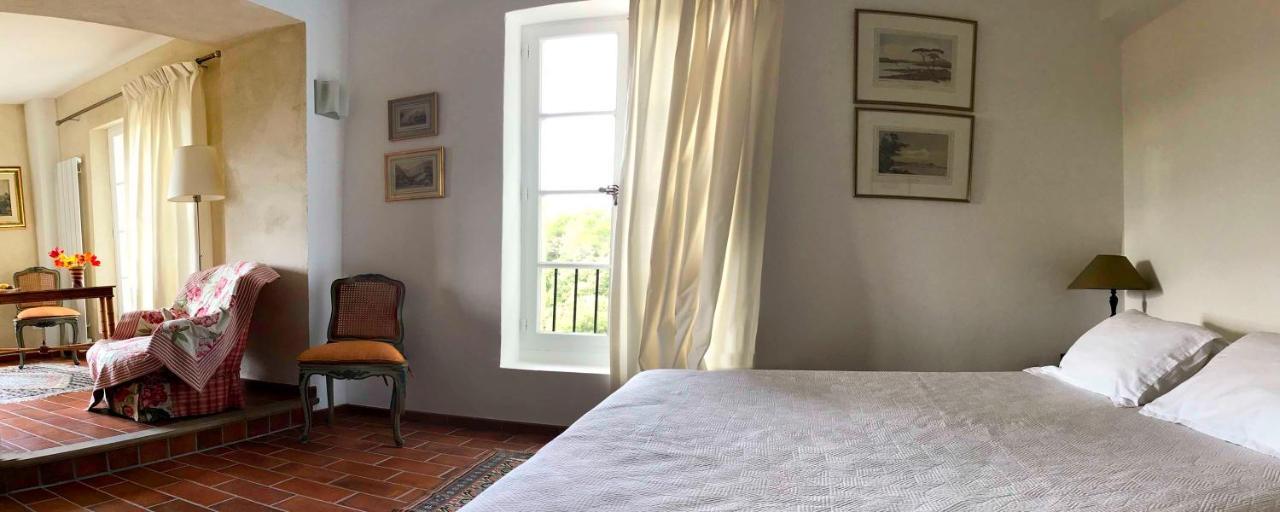 Bastide La Combe Hotel Везон ла Ромен Екстериор снимка