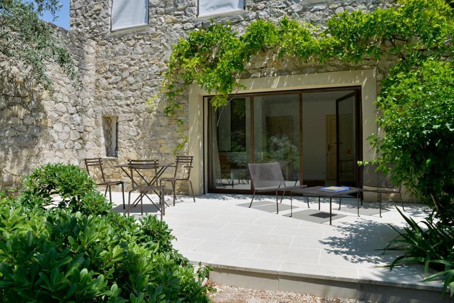 Bastide La Combe Hotel Везон ла Ромен Екстериор снимка