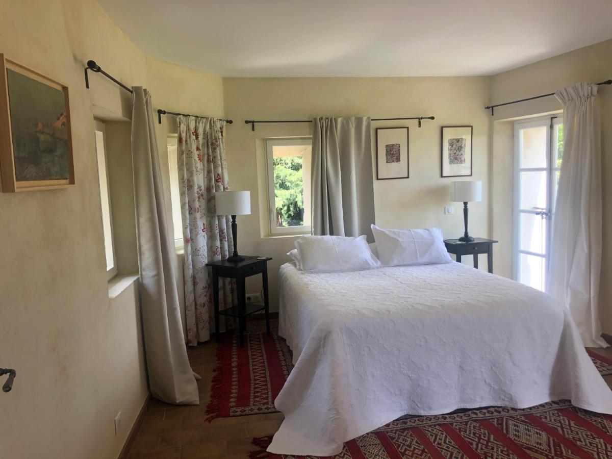 Bastide La Combe Hotel Везон ла Ромен Екстериор снимка